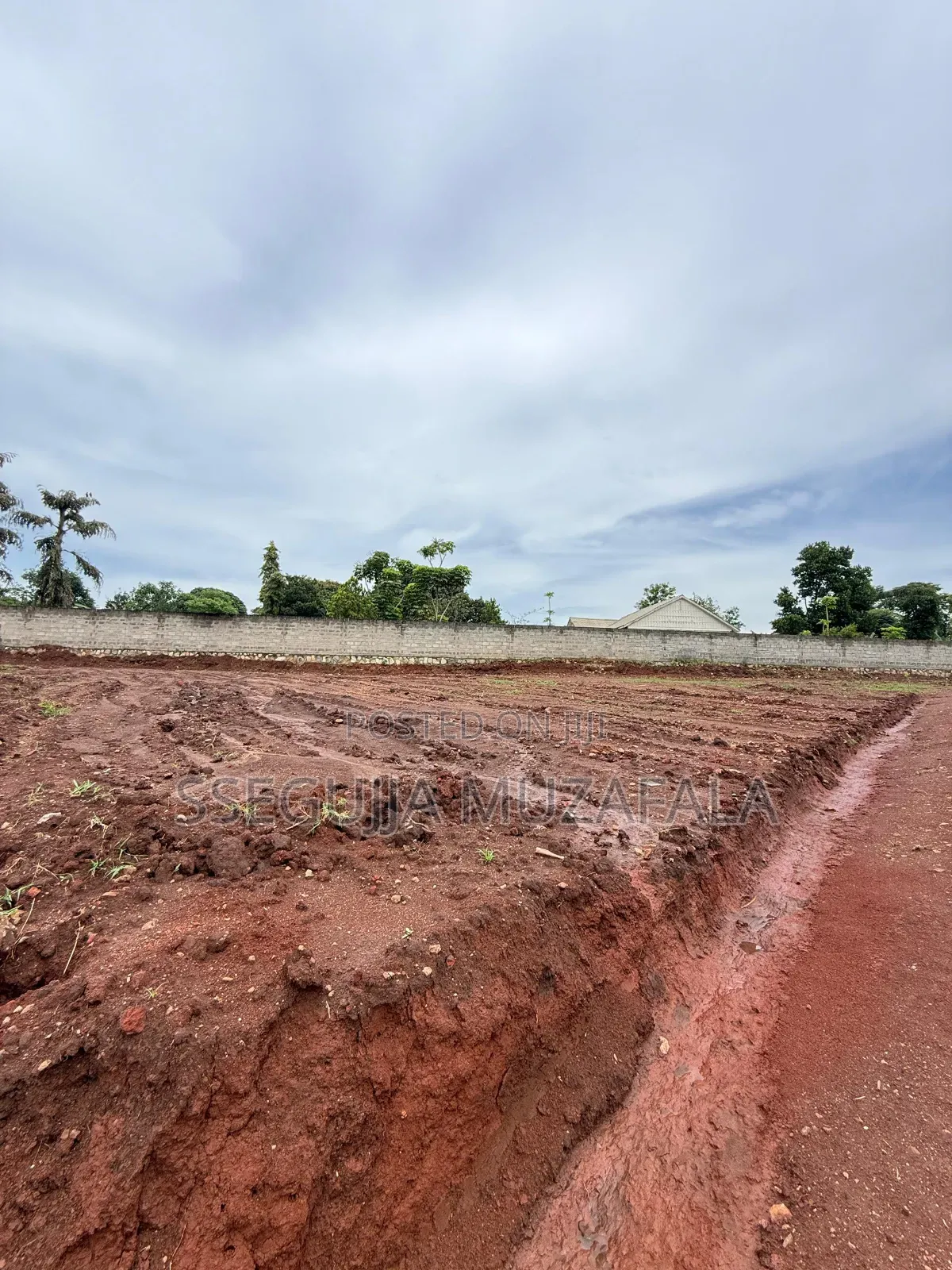 A 50 by 100 Ft Plot for Sale 20m Ready Private Mailo Land Tittles