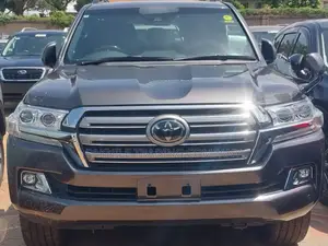 Toyota Land Cruiser 2018 Gray