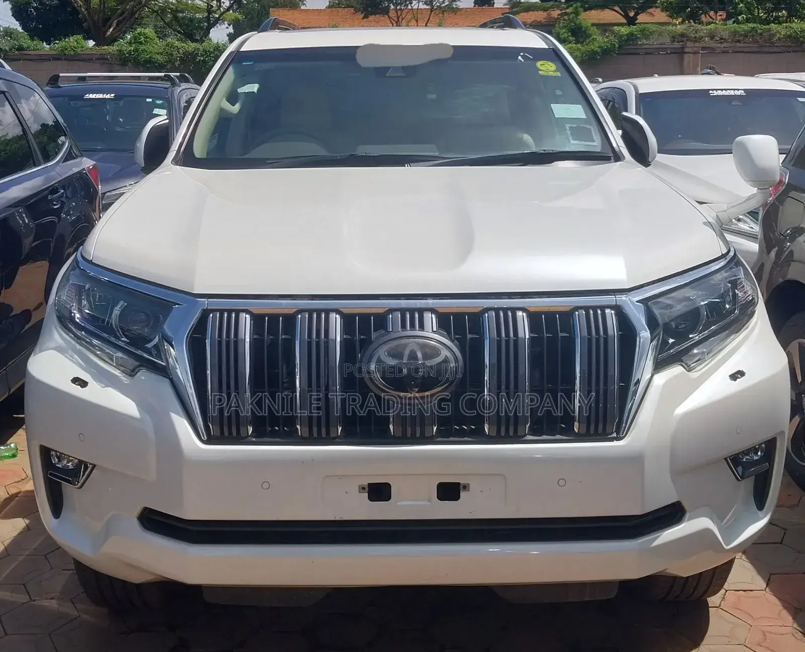 Toyota Land Cruiser Prado 2019 White