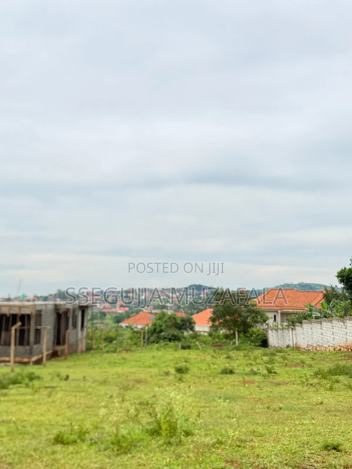 Quick Plot for Sale at Kira Nsasa 18 Decimals With a Tittle at 130m