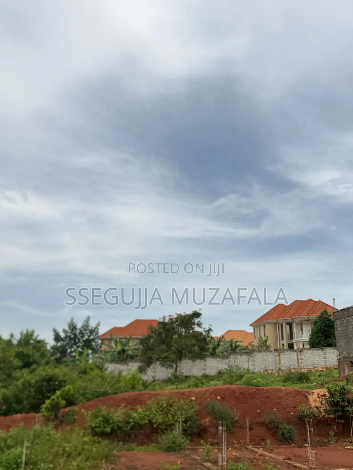 Quick Plot for Sale at Kira Nsasa 18 Decimals With a Tittle at 130m