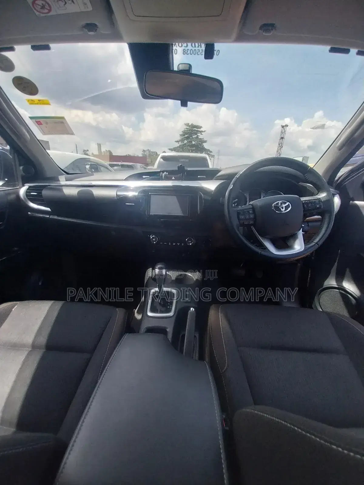 Toyota Hilux 2020 Black