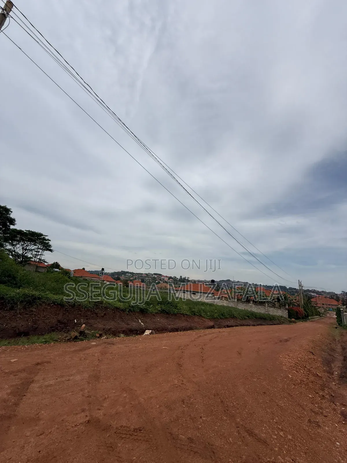 Quick Quick Sale a 50 by 100 Plot for Sale at Kira Nsasa at 85m Ugx