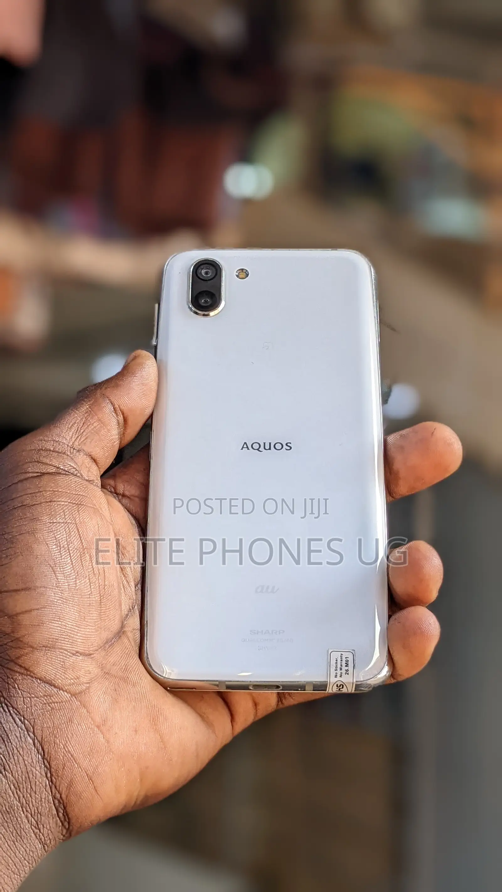 Sharp Aquos R2 64 GB White