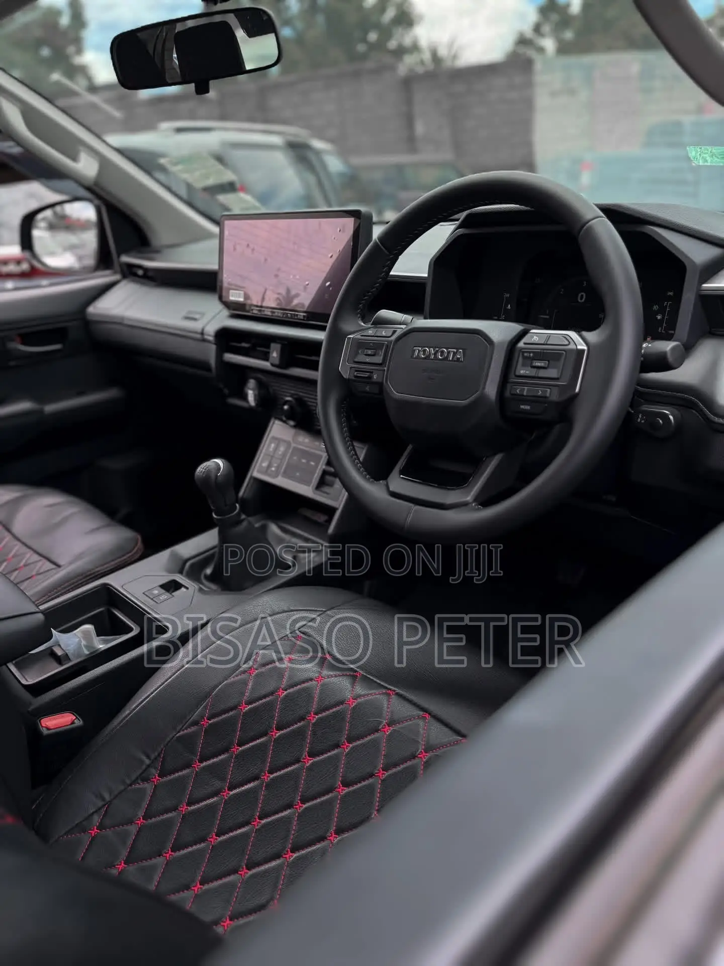 Toyota Hilux 2025 Gray
