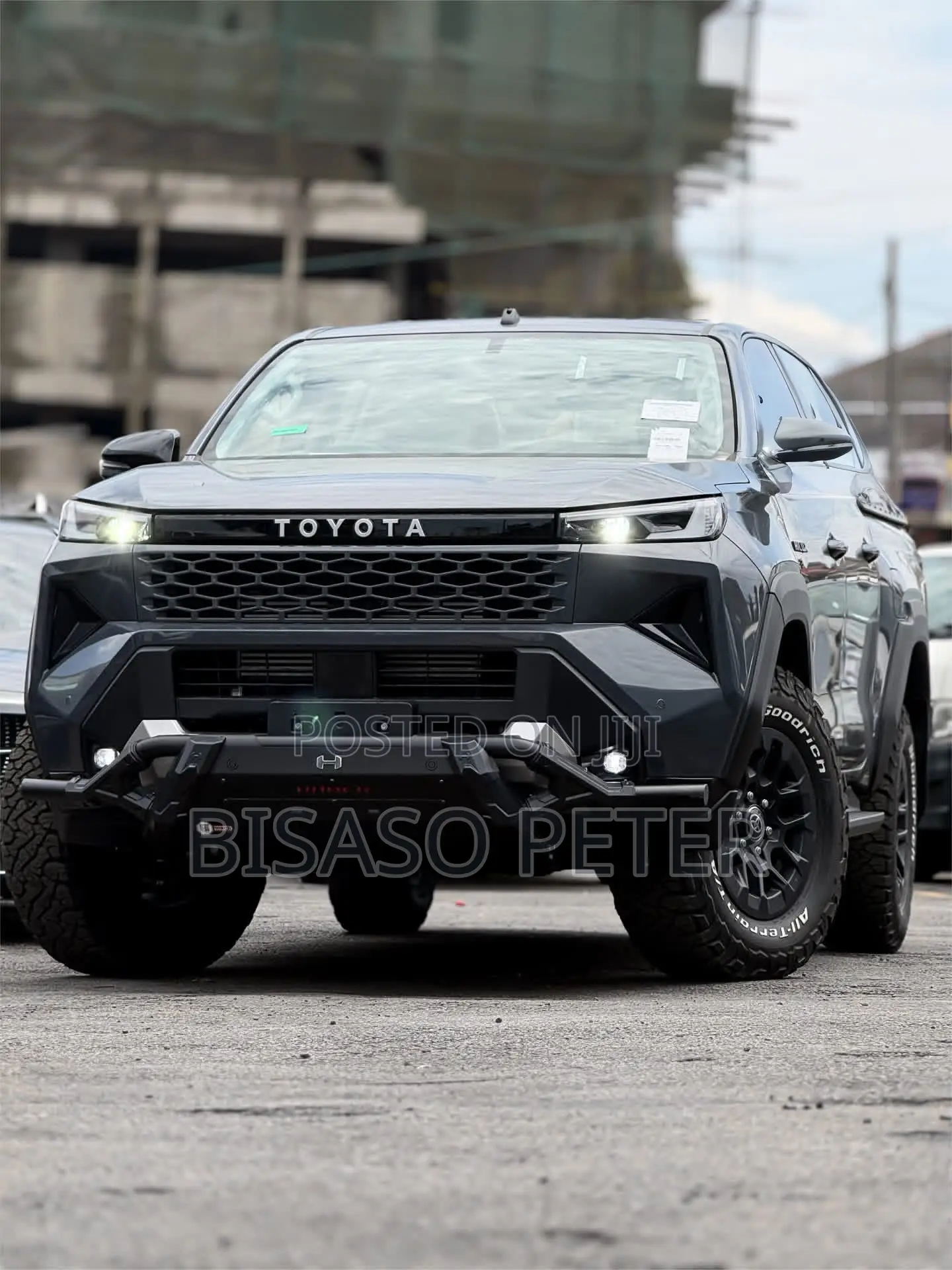 Toyota Hilux 2025 Gray