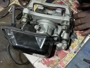 Land Cruiser 300 Rear Caliper
