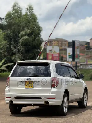 Subaru Forester 2010 White