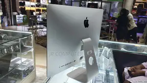 Desktop Computer Apple iMac 16GB Intel Core i7 SSD 512GB