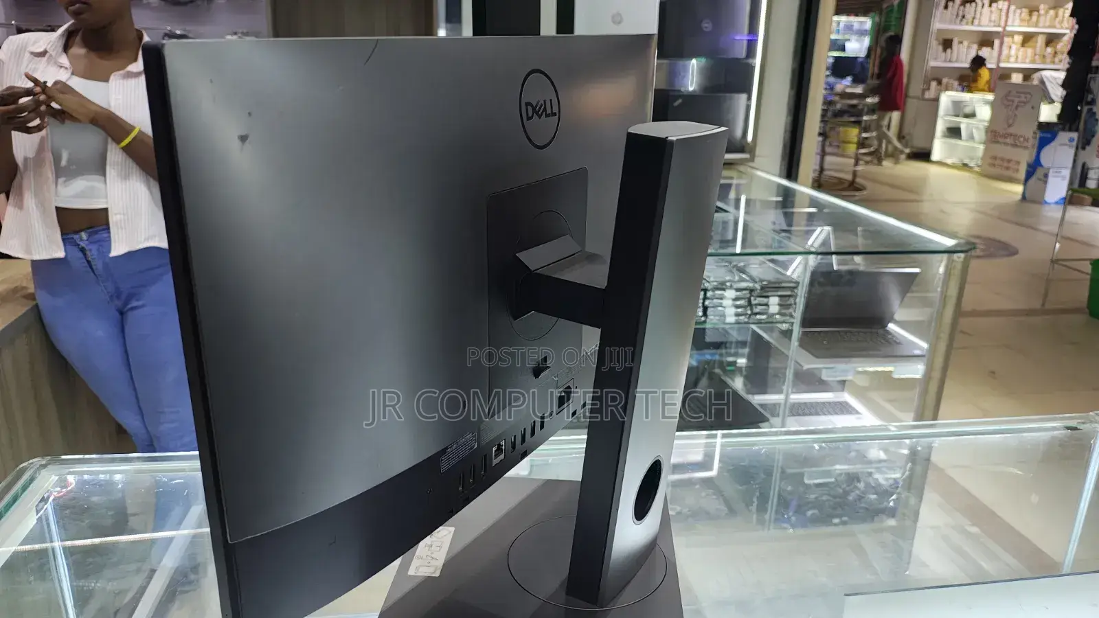 Dell OptiPlex 7000 7410 All-in-One 16GB Intel Core i7 SSD 512GB