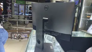 Dell OptiPlex 7000 7410 All-in-One 16GB Intel Core i7 SSD 512GB