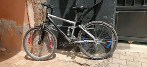 Bicycle on Sale Asap. Tel