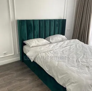 Greenville Line Bed