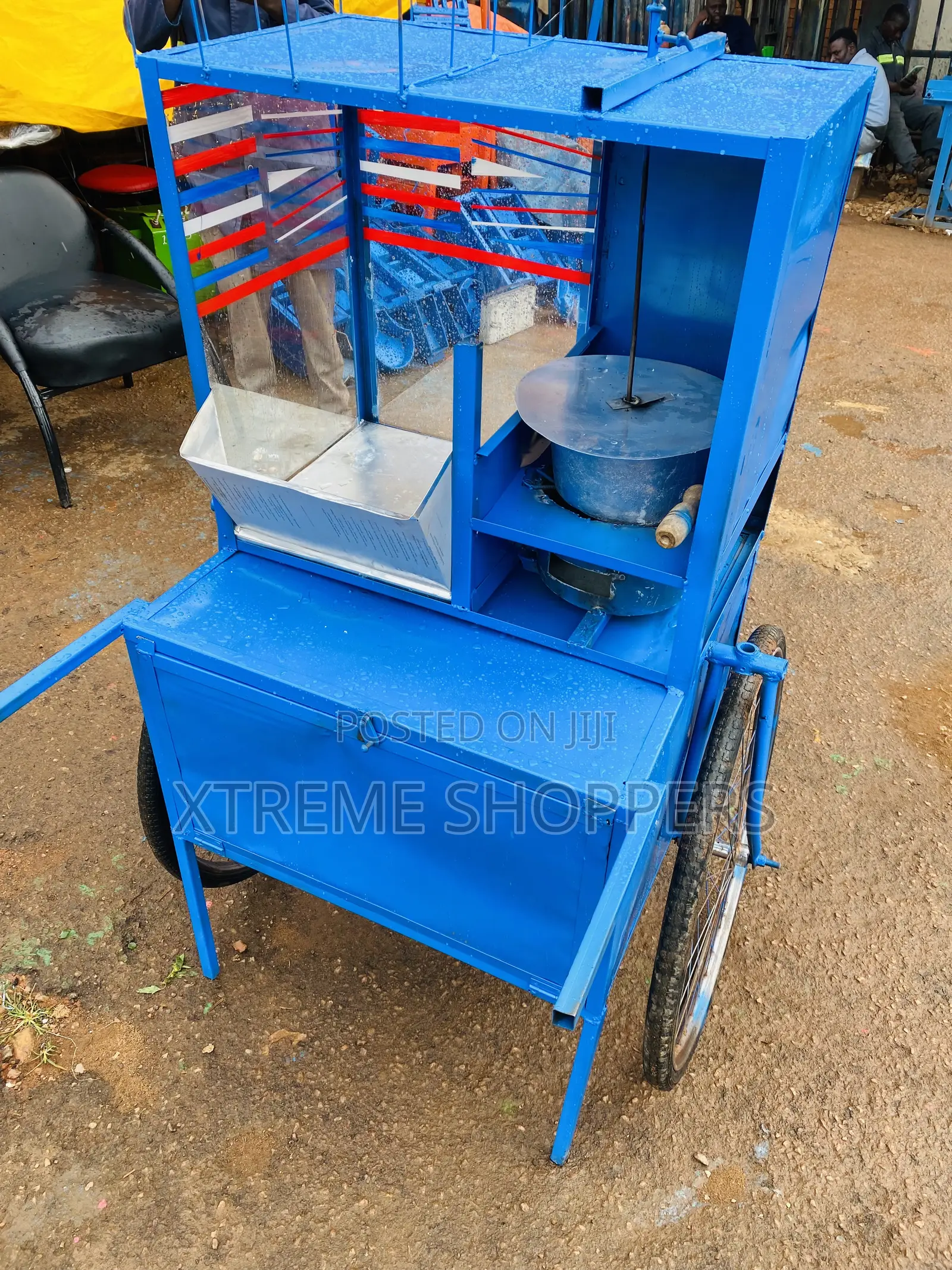 Astro -Charcoal Popcorn Machine /Walking Mover