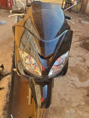 Honda Forza 2013 Black