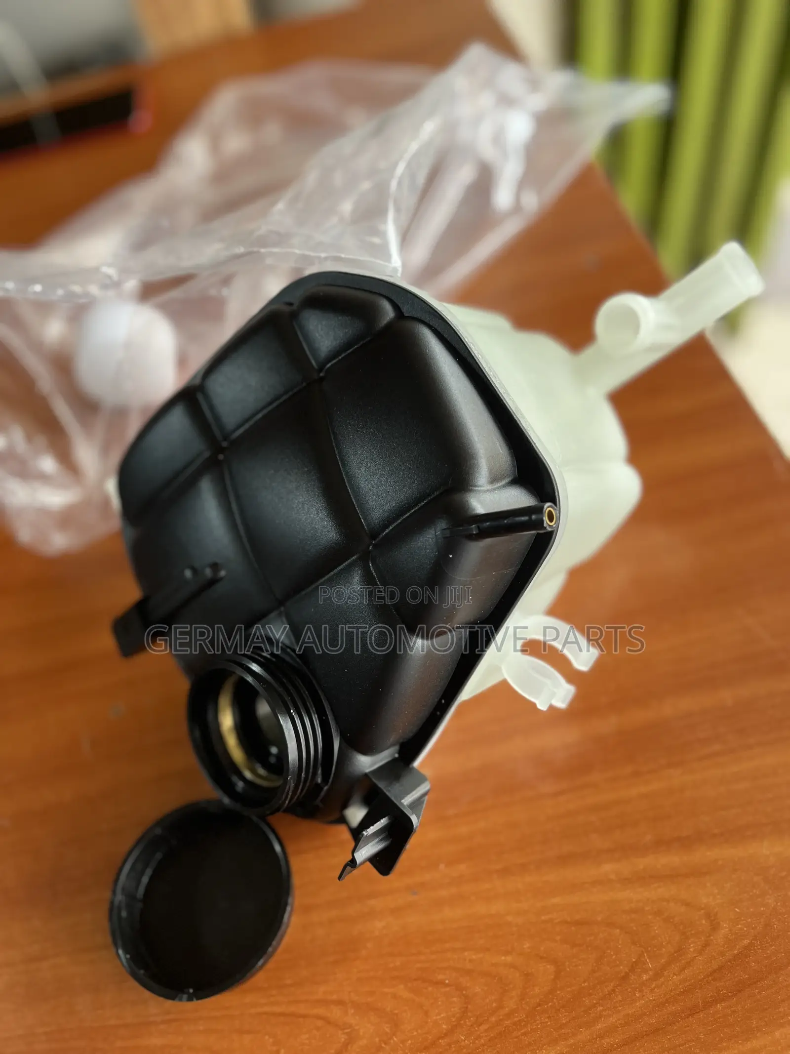Coolant Expansion Tank for Ml Class W164 2005-11