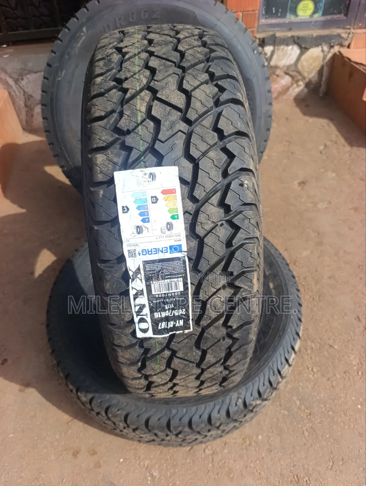 265/70r16 A.T Onyx