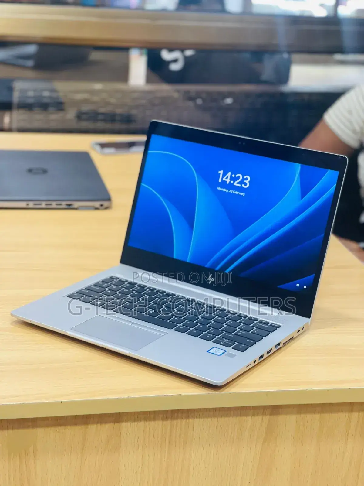 New Laptop HP EliteBook 830 G5 8GB Intel Core i7 SSD 256GB