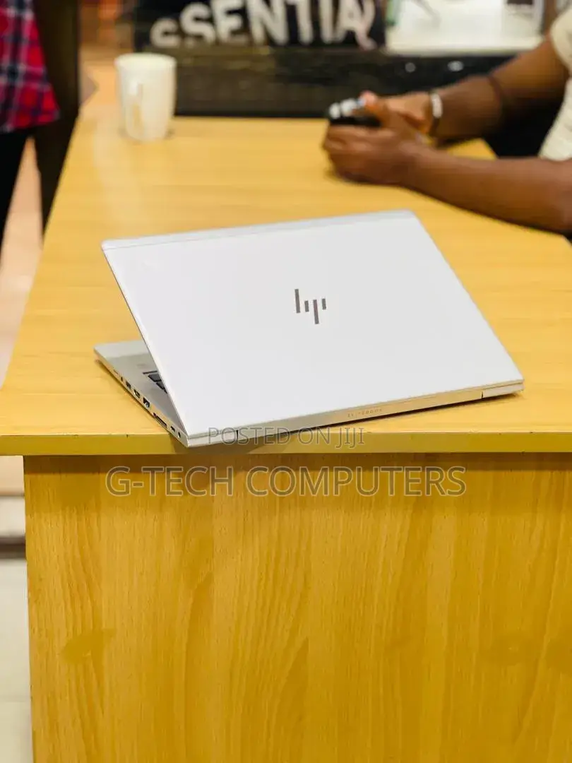 New Laptop HP EliteBook 830 G6 8GB Intel Core i5 SSD 256GB
