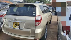 Toyota Vanguard 2008 Silver