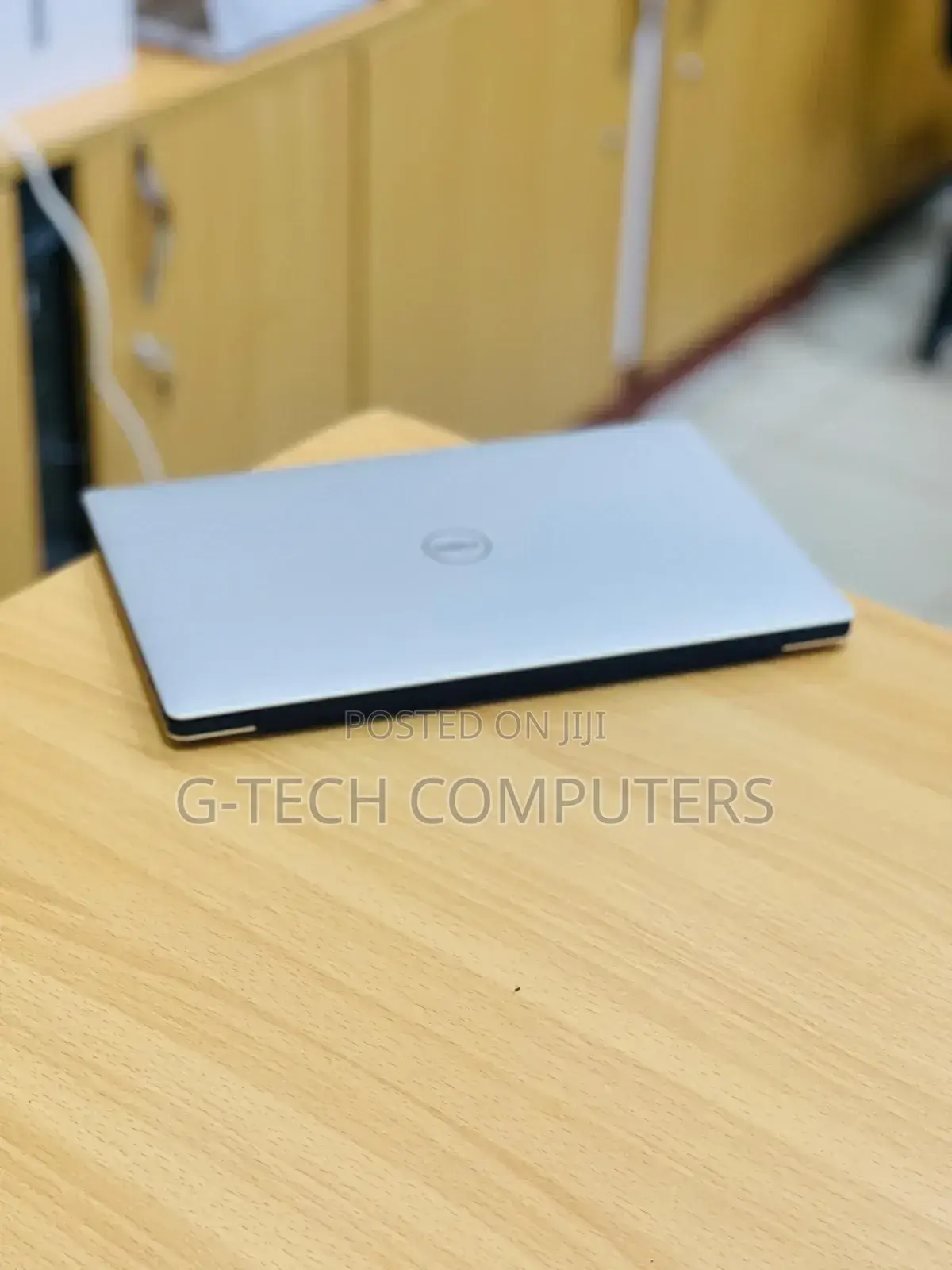 New Laptop Dell XPS 13 7390 16GB Intel Core i7 SSD 512GB