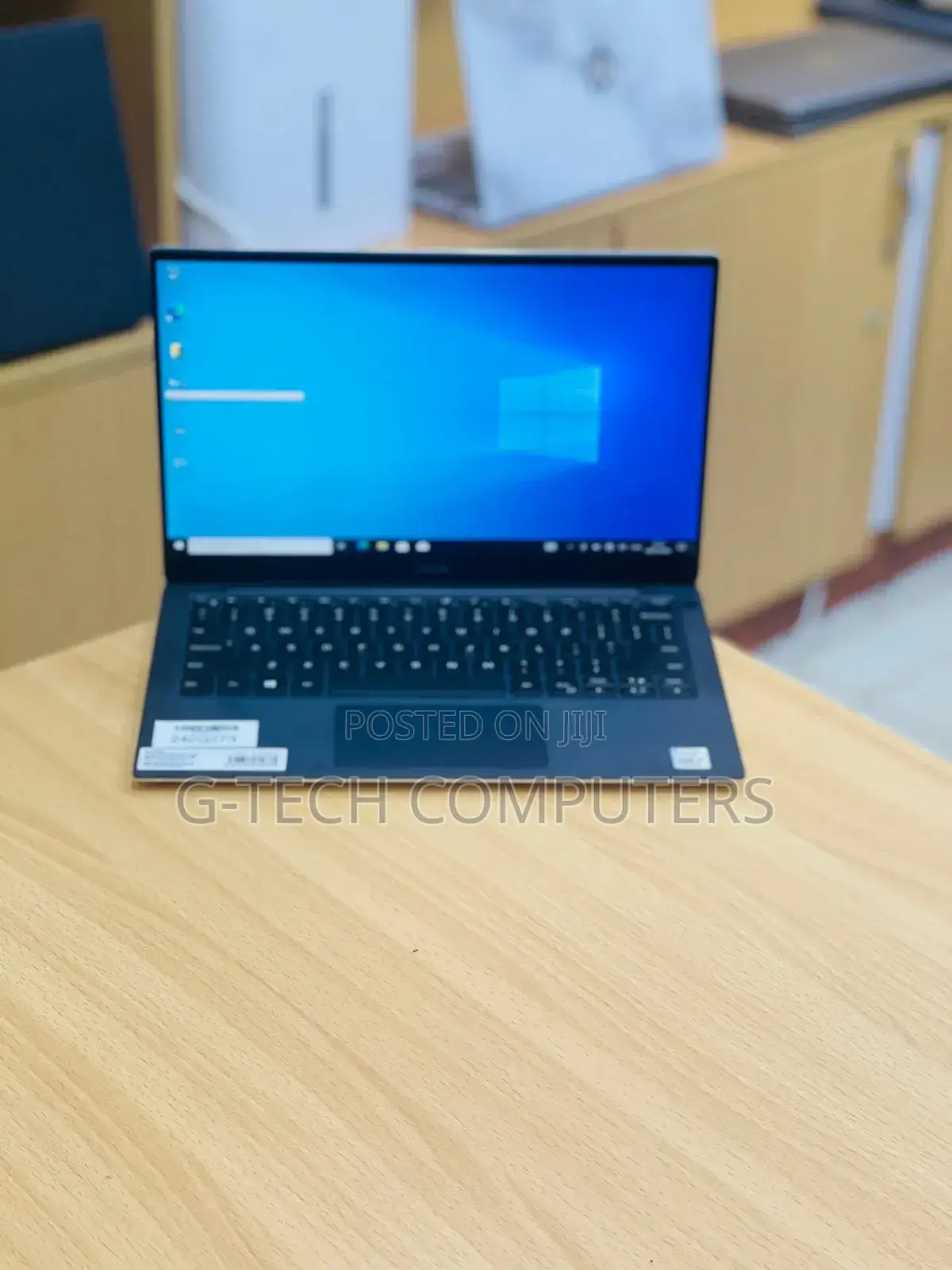 New Laptop Dell XPS 13 7390 16GB Intel Core i7 SSD 512GB