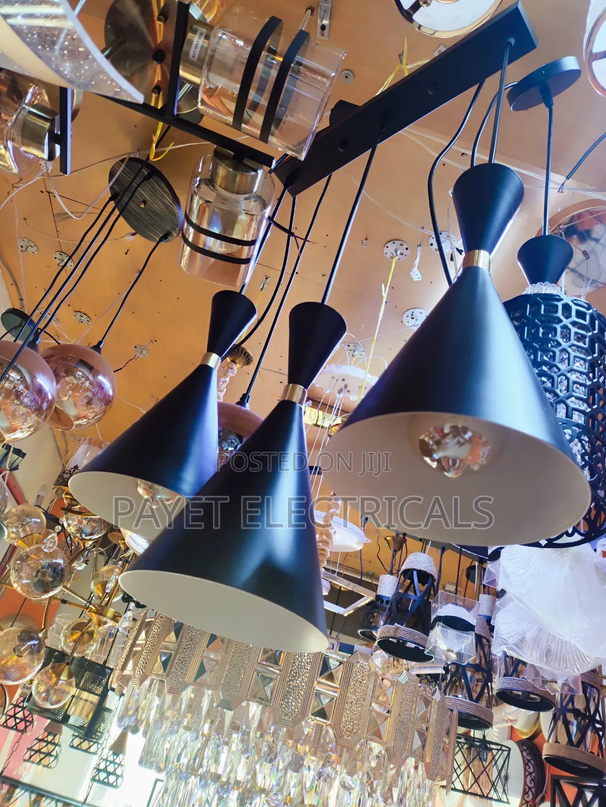 3 in 1 Black Pendant Lamp Holder