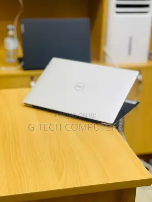 New Laptop Dell XPS 13 9370 8GB Intel Core i7 SSD 256GB