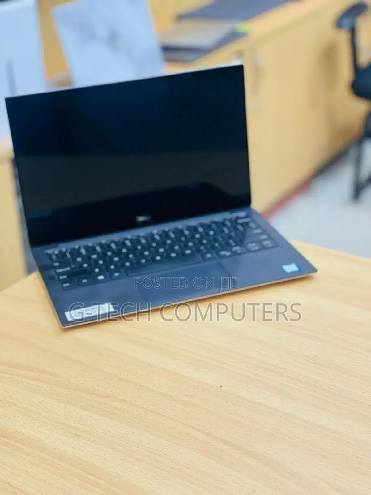New Laptop Dell XPS 13 9370 8GB Intel Core i7 SSD 256GB