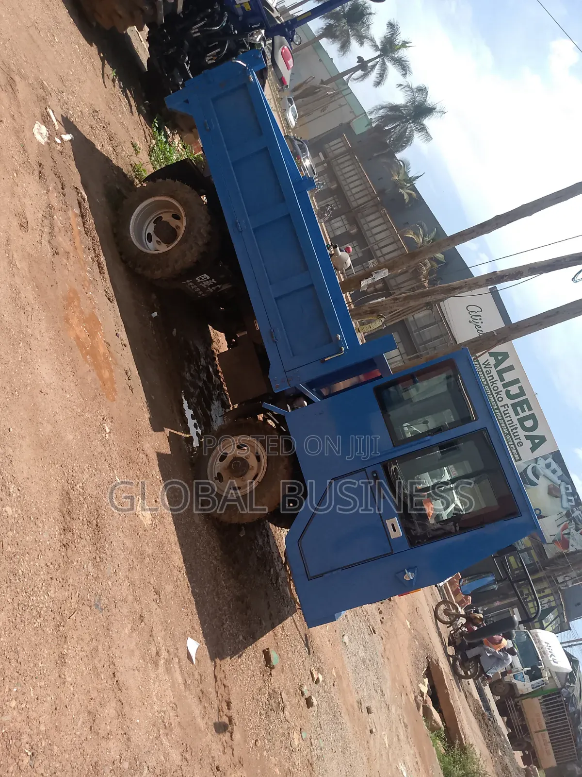 Heavy Duty Truck