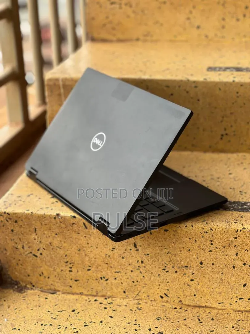Laptop Dell Latitude 7390 8GB Intel Core i5 SSD 256GB