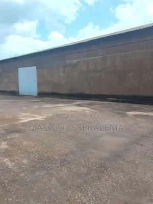 Warehouse For Sale In Namuwongo 6th Strt Industrial Area,Kla