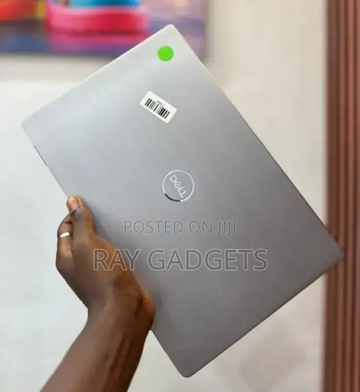 New Laptop Dell Latitude 5320 8GB Intel Core i7 SSD 256GB