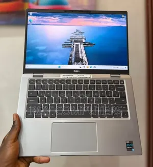 New Laptop Dell Latitude 5320 8GB Intel Core i7 SSD 256GB