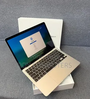 New Laptop Apple MacBook Air 2020 8GB Apple M1 SSD 256GB