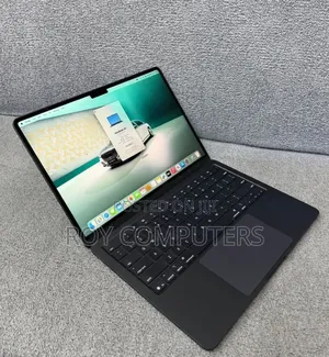 New Laptop Apple MacBook Pro 2024 M3 14-inch 16GB Apple M4 SSD 512GB