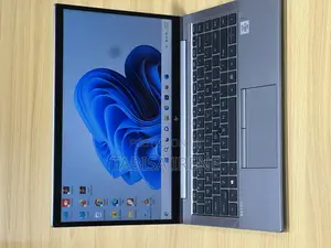 New Laptop HP ZBook Firefly 14 G7 16GB Intel Core i5 SSD 256GB