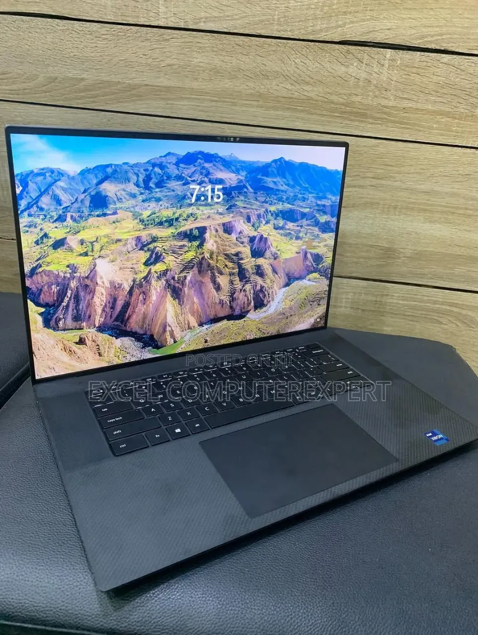 New Laptop Dell Precision 5690 16GB Intel Core i9 SSD 512GB