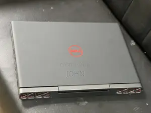 Laptop Dell Inspiron 7566 8GB Intel Core i5 SSHD (Hybrid) 512GB