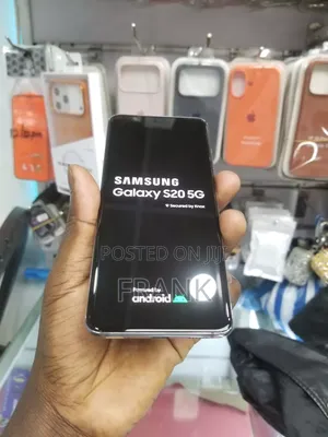 New Samsung Galaxy S20 128 GB Gray