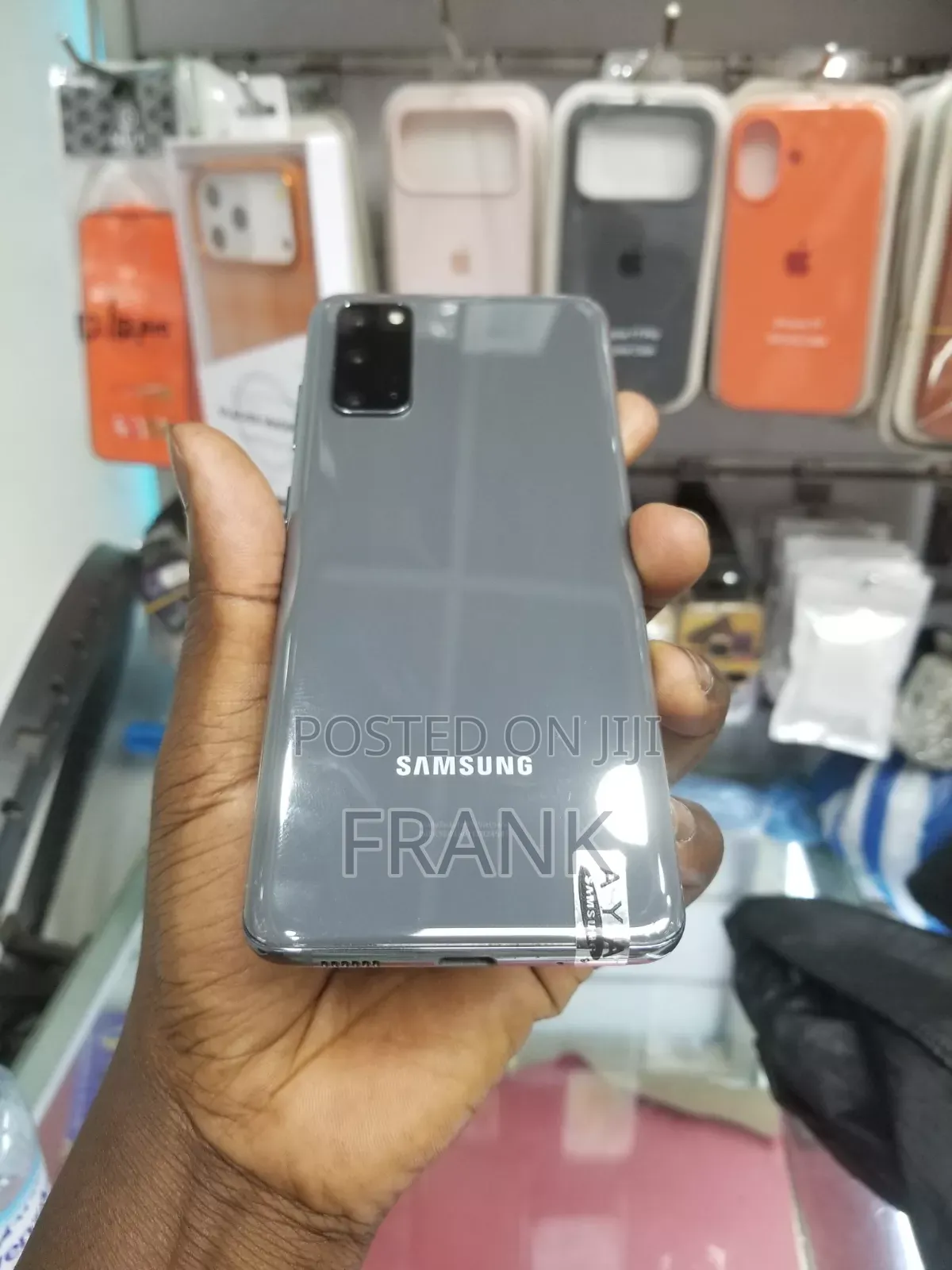 New Samsung Galaxy S20 128 GB Gray