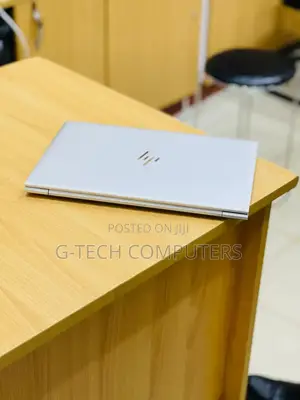 New Laptop HP EliteBook 830 G8 8GB Intel Core i7 SSD 512GB