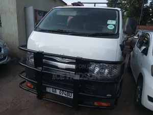Toyota HiAce 2008 White