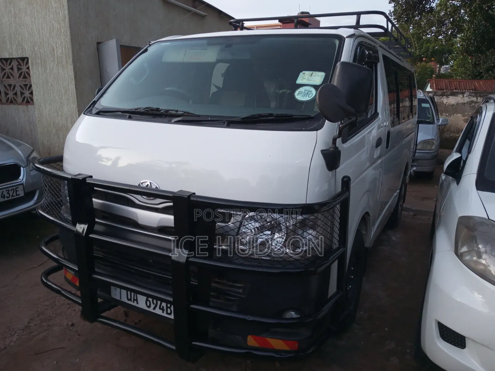 Toyota HiAce 2008 White