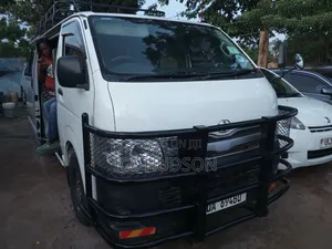 Toyota HiAce 2008 White
