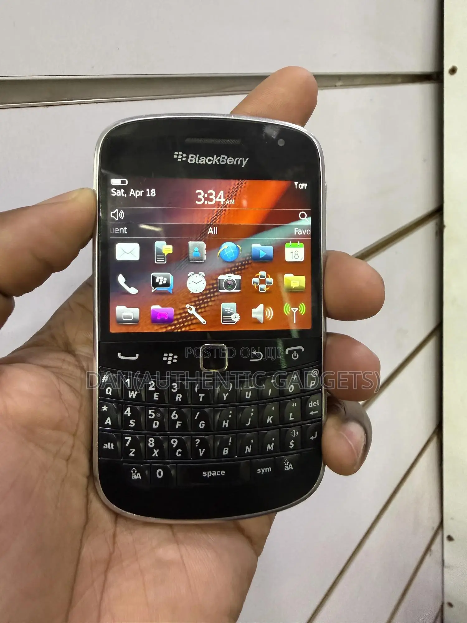BlackBerry Bold Touch 9900 8 GB Black