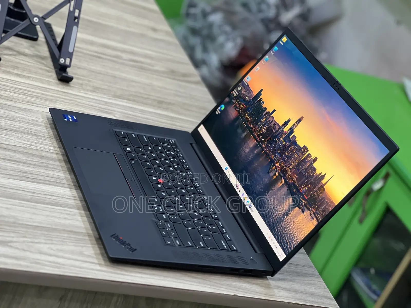New Laptop Lenovo ThinkPad P1 Gen4 32GB Intel Core i7 SSHD (Hybrid) 1T