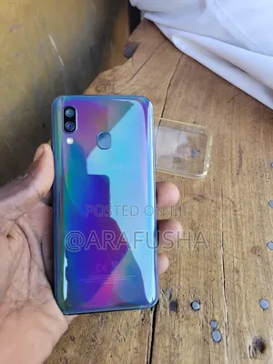 Samsung Galaxy A40 64 GB Blue