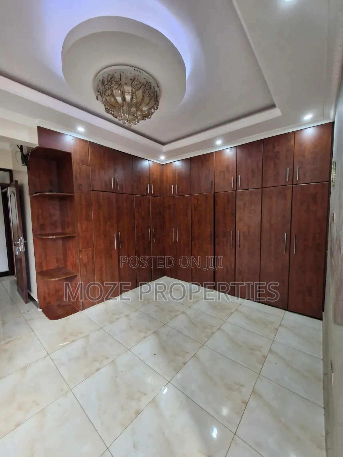 3bdrm Duplex in Kira, Central Division for rent