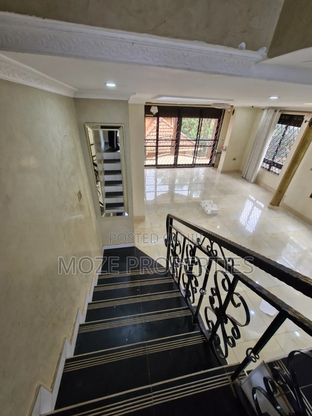 3bdrm Duplex in Kira, Central Division for rent
